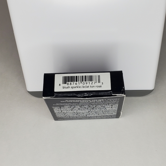 Avon Lip and Cheek Tint in Blush Sparkle - Picture 4 of 4